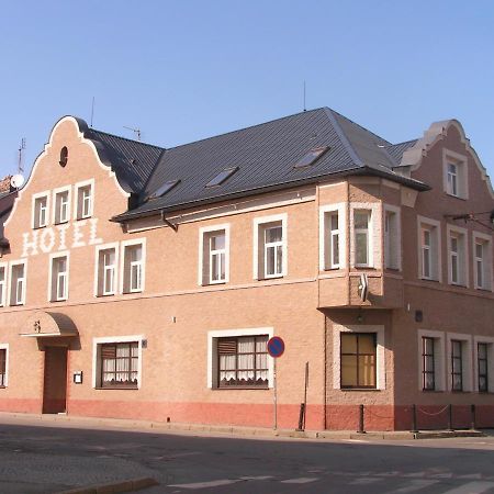 Hotel Praded Rymarov Exterior photo